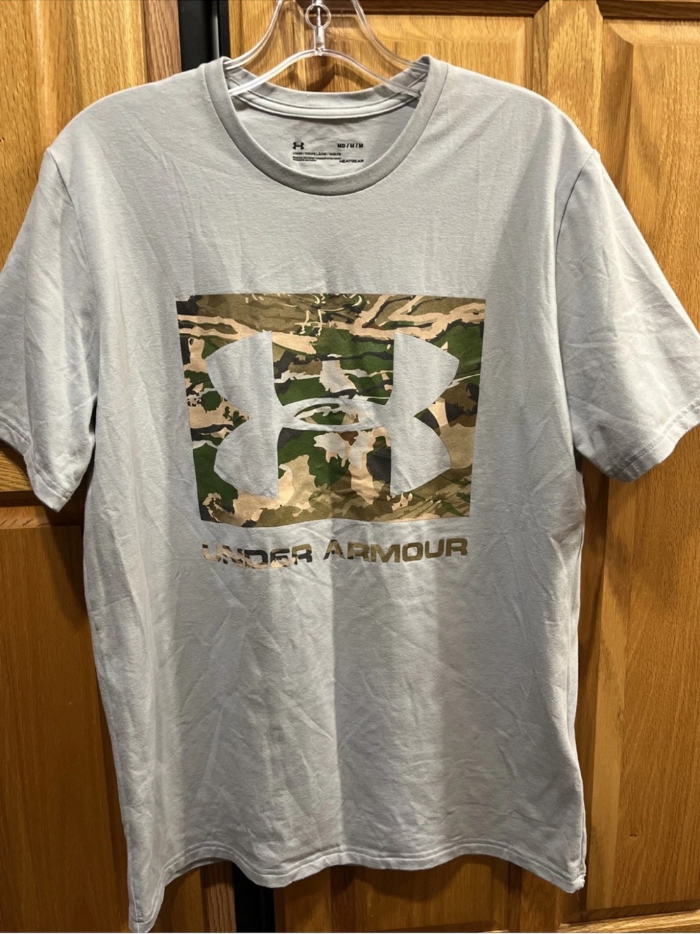 Under Armour Men’s Light Gray Tee with Camo Logo